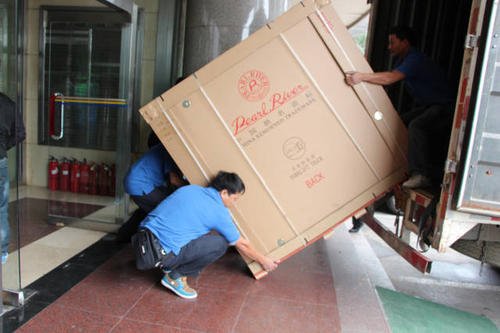 长征镇钢琴贵重工艺品无忧运
